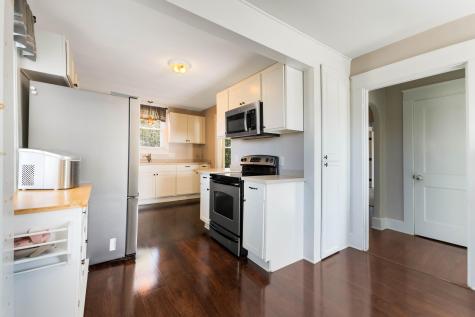 91 Pettingill Street Lewiston ME 04240