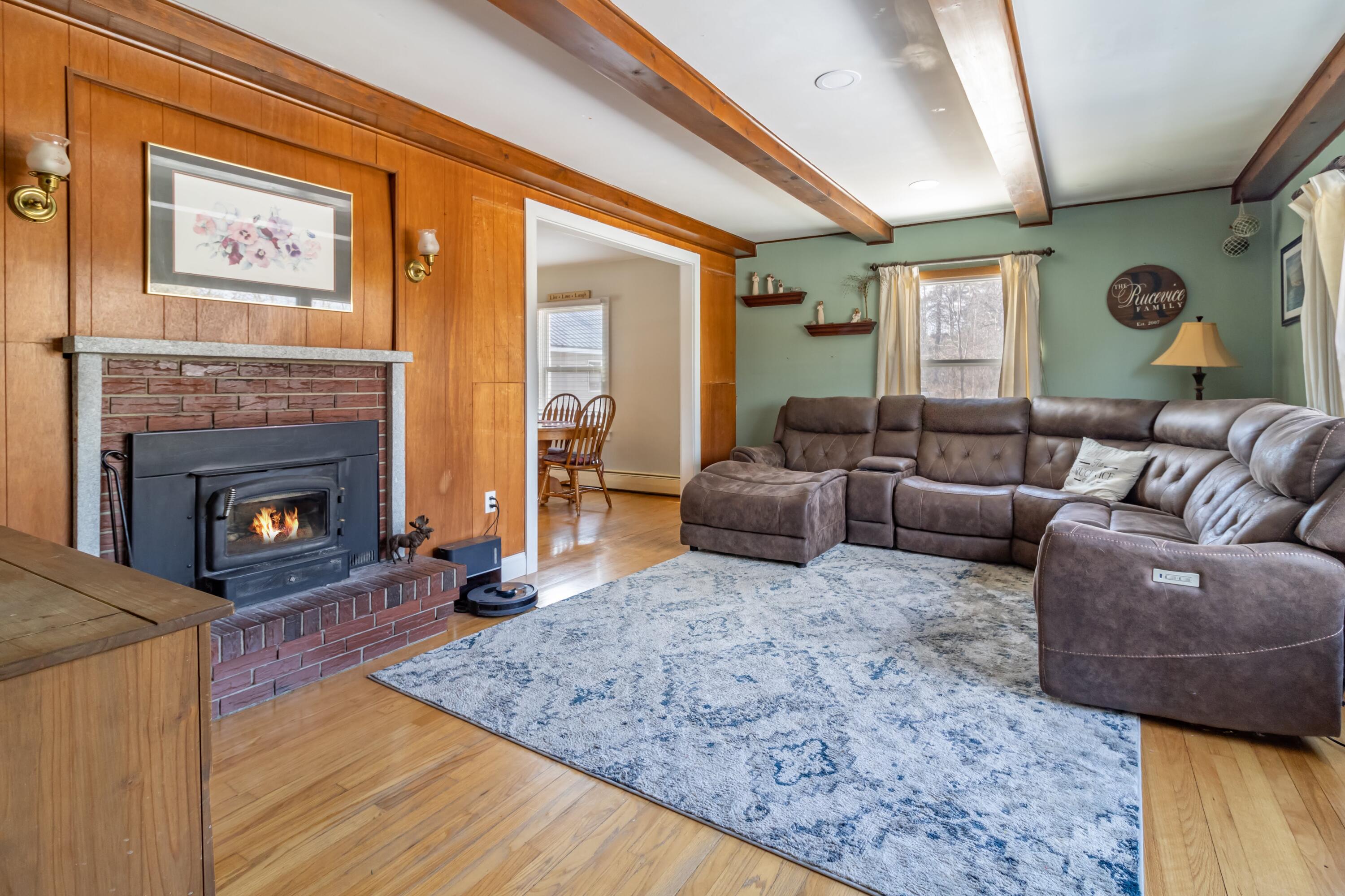 579 Western Avenue Hampden ME 04444