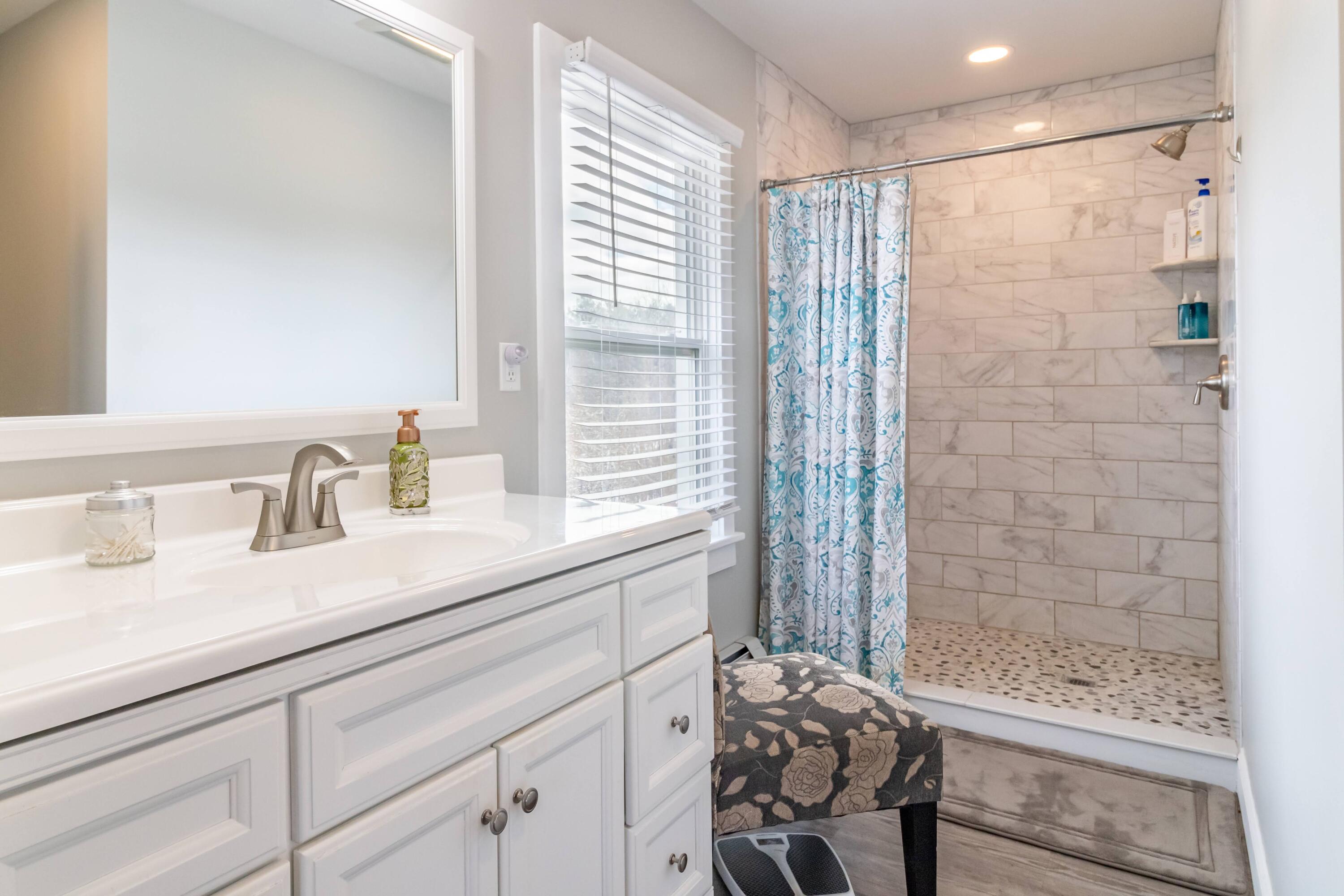 579 Western Avenue Hampden ME 04444
