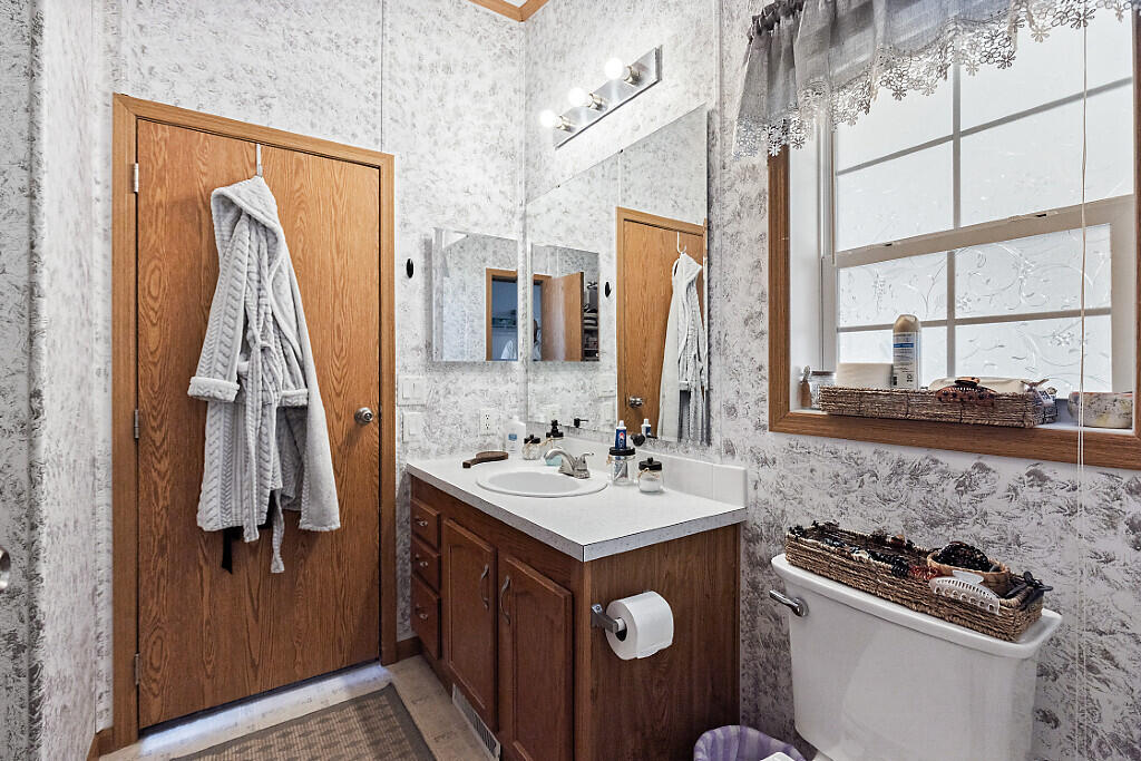 30 Ames Court Pittsfield ME 04967