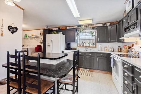 30 Ames Court Pittsfield ME 04967
