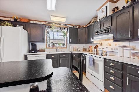 30 Ames Court Pittsfield ME 04967