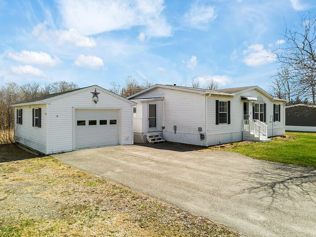30 Ames Court Pittsfield ME 04967