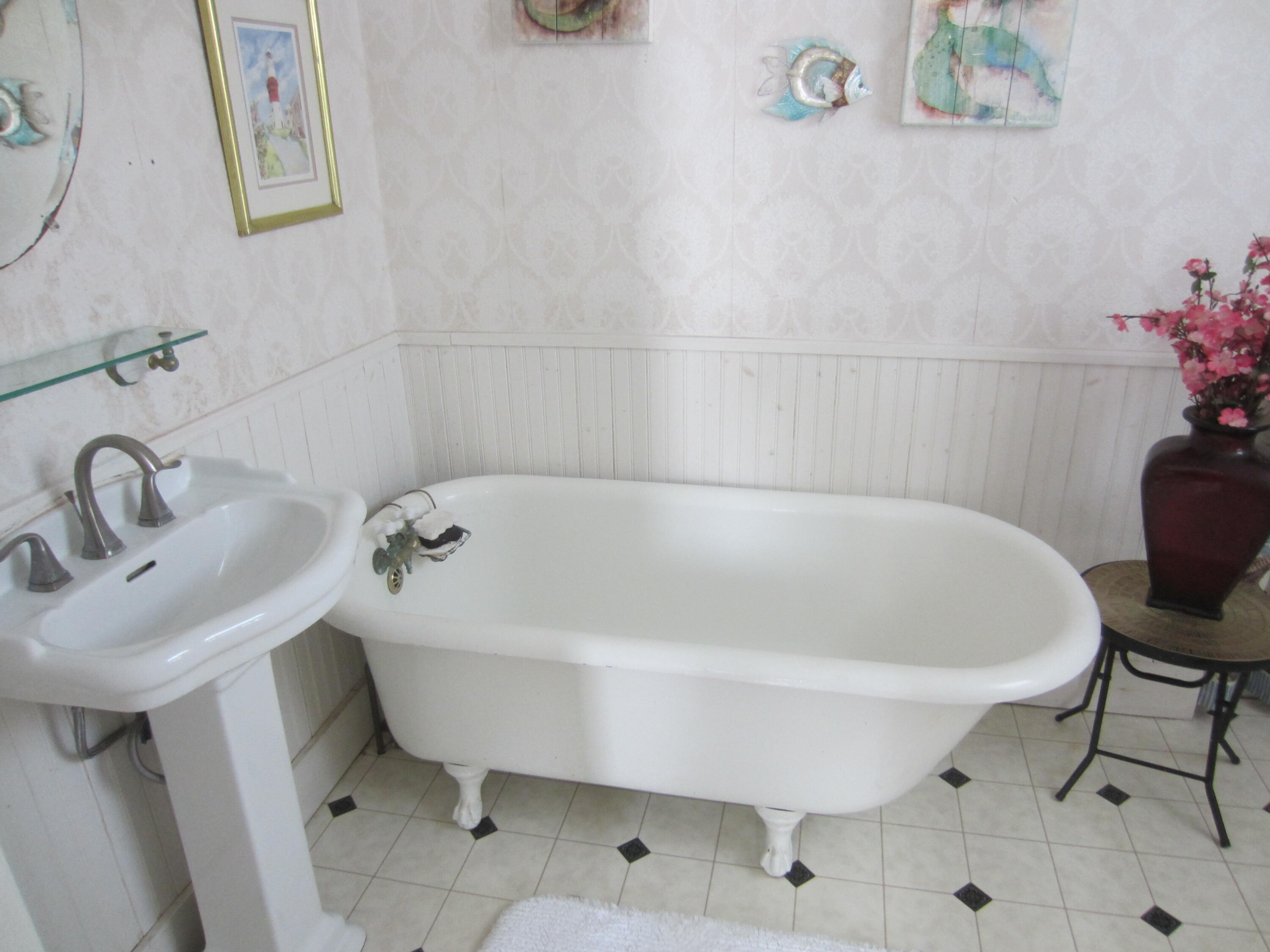 344 Main Street Lincoln ME 04457