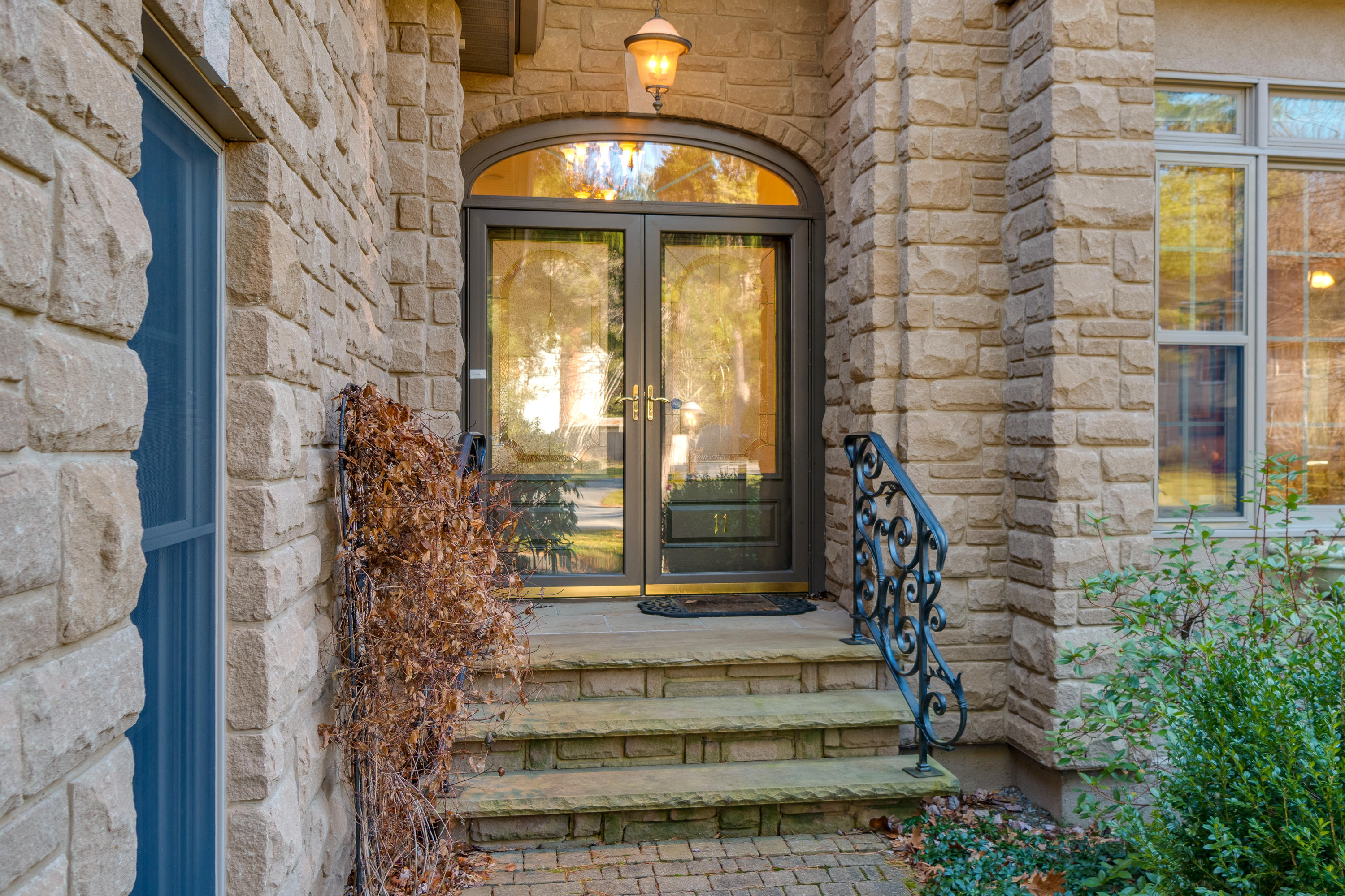 11 Locust Lane Brunswick ME 04011