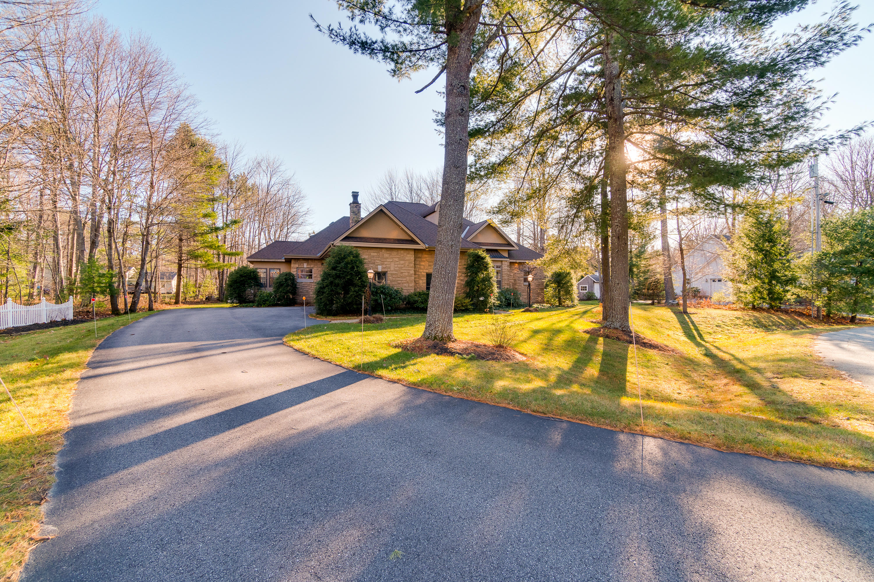 11 Locust Lane Brunswick ME 04011
