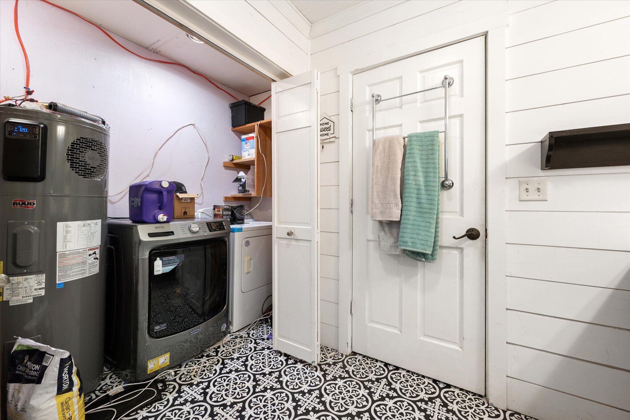 1572 River Road Bucksport ME 04416