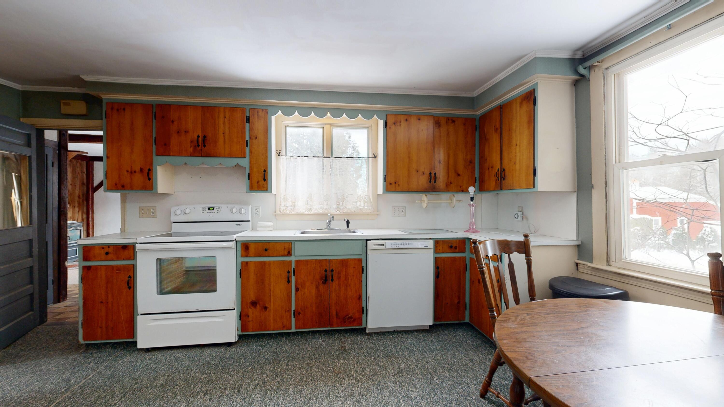 139 Fletcher Road Auburn ME 04210