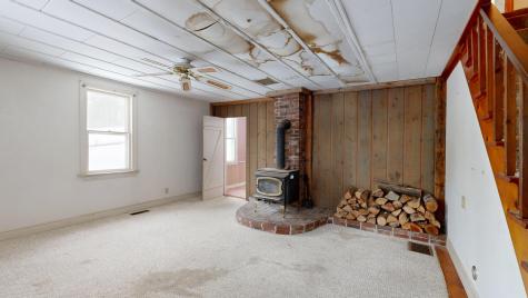 139 Fletcher Road Auburn ME 04210