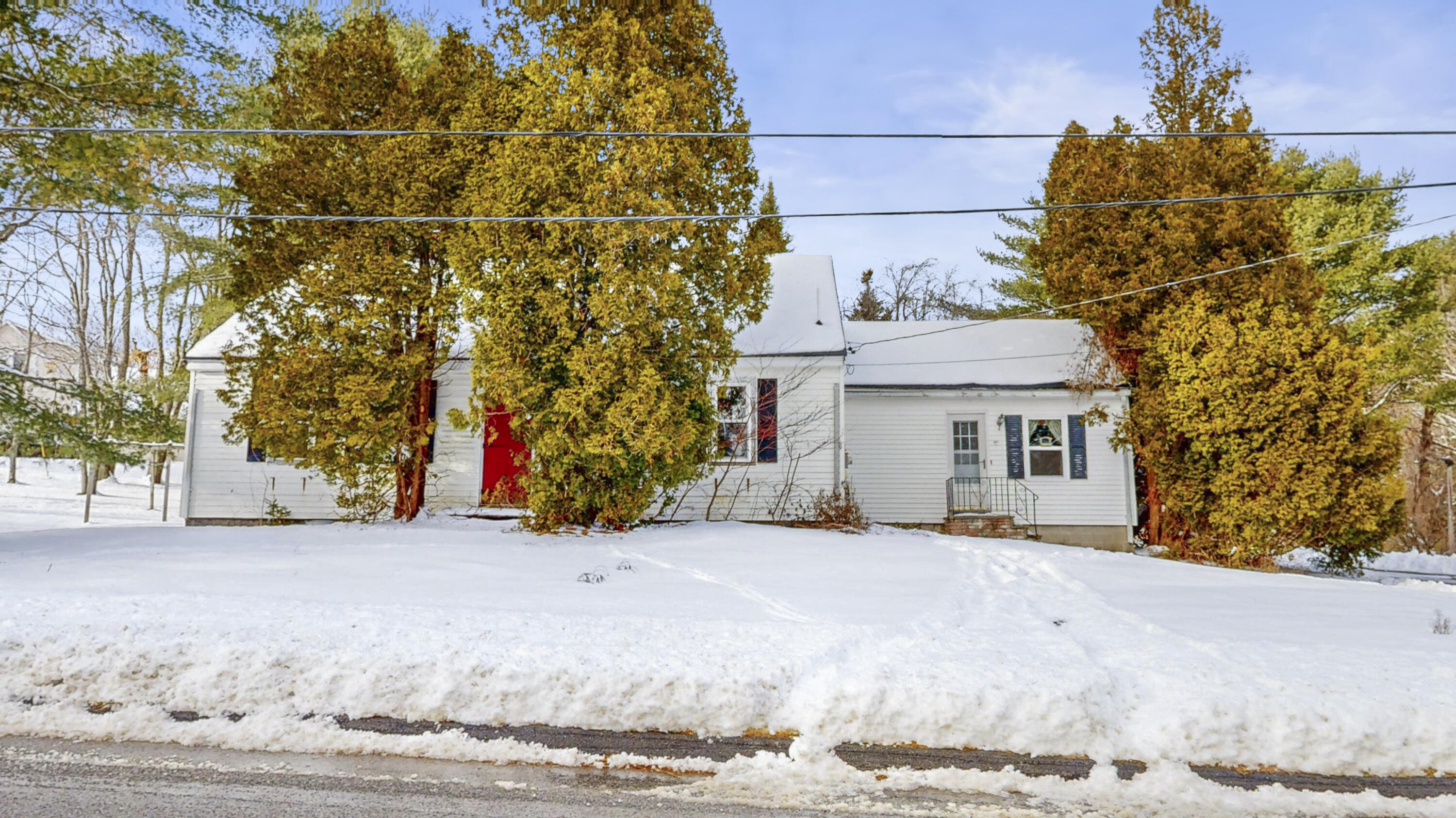 139 Fletcher Road Auburn ME 04210