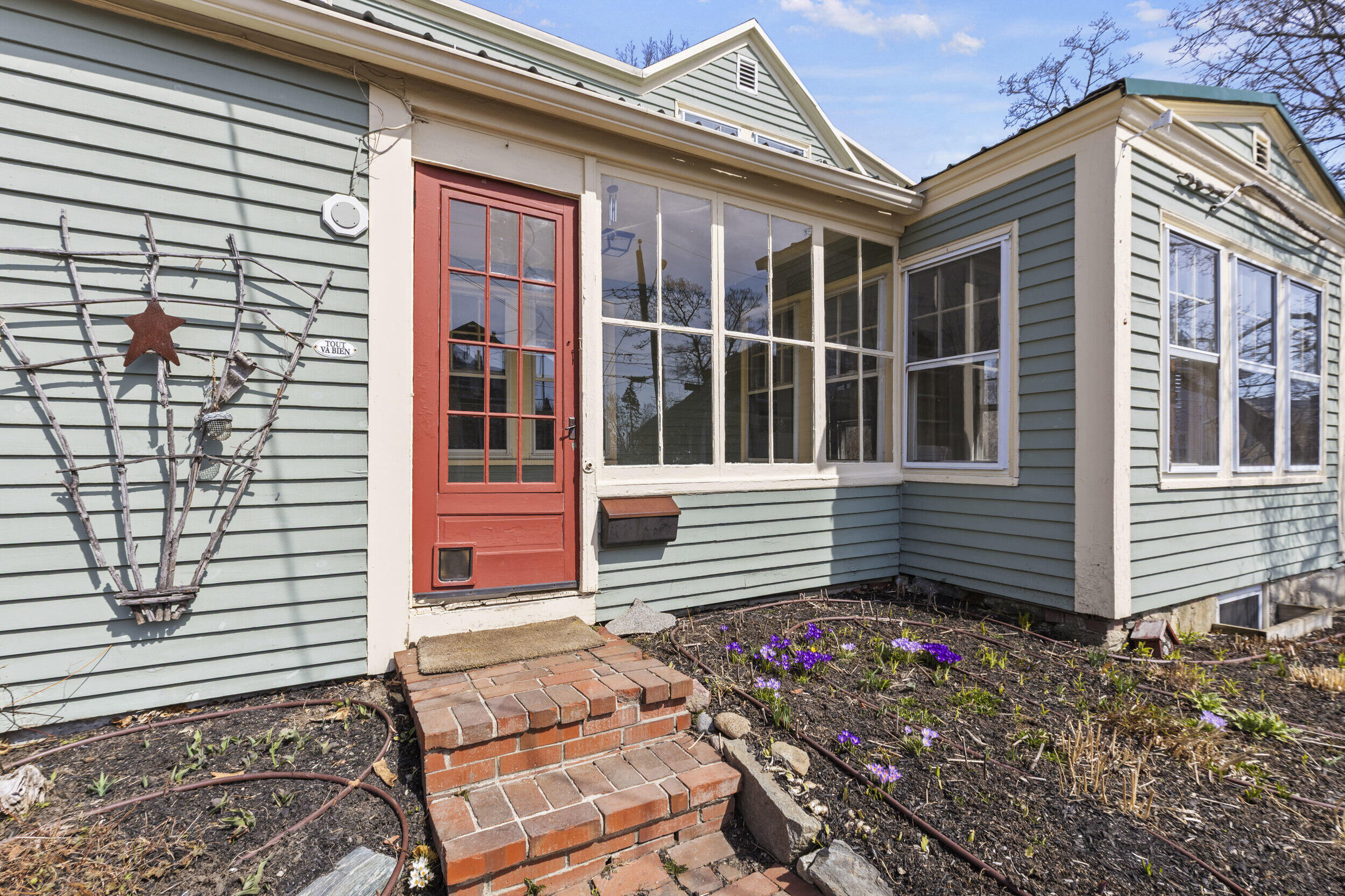 124 Ocean Avenue Portland ME 04103