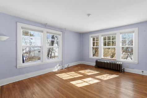 124 Ocean Avenue Portland ME 04103