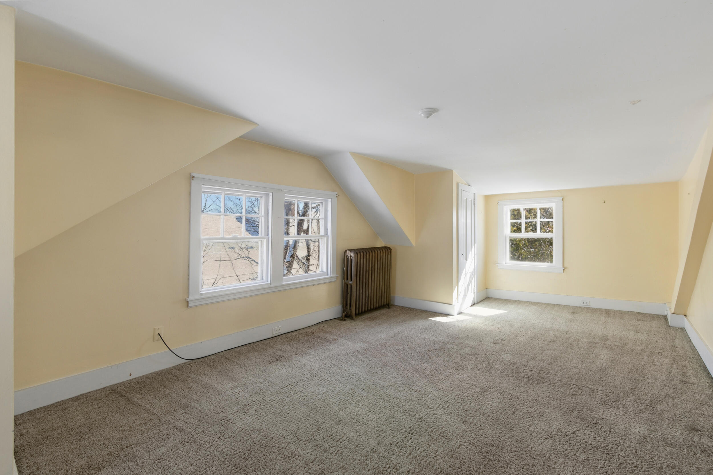 124 Ocean Avenue Portland ME 04103