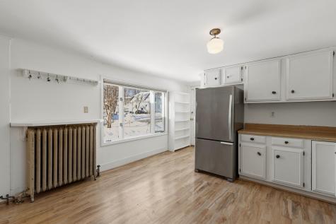 124 Ocean Avenue Portland ME 04103