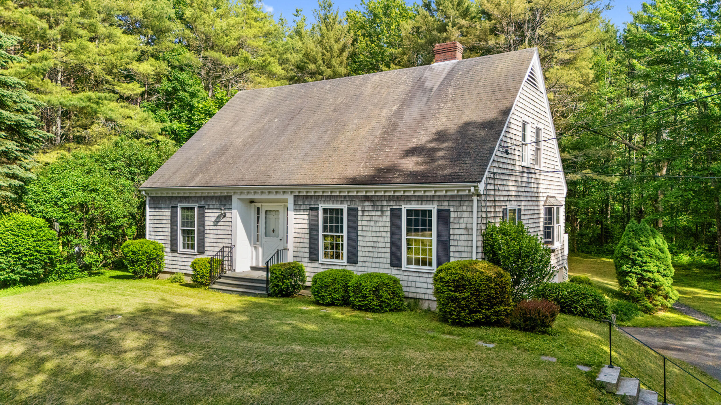 121 Woodville Road Falmouth ME 04105