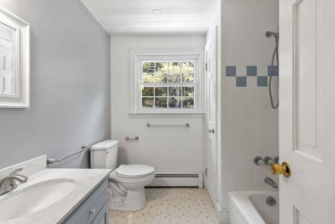 121 Woodville Road Falmouth ME 04105