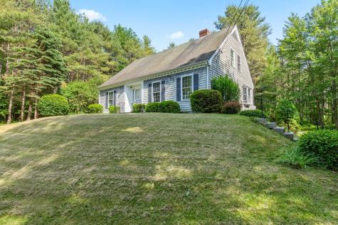121 Woodville Road Falmouth ME 04105