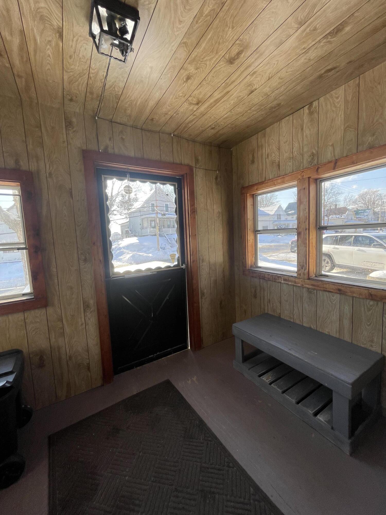 61 Park Street East Millinocket ME 04430