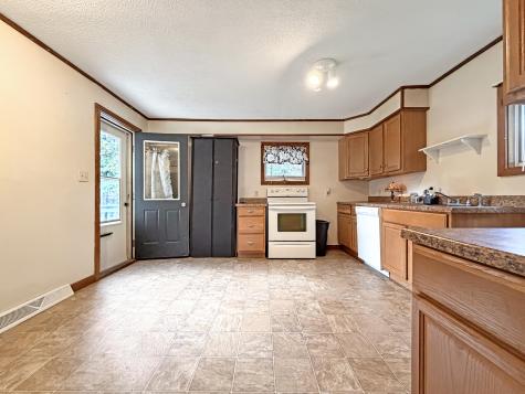 22 Washington Street Caribou ME 04736