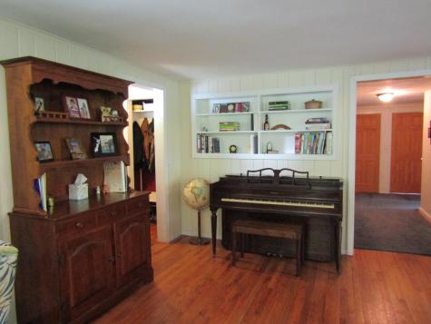 349 Middle Road Falmouth ME 04105