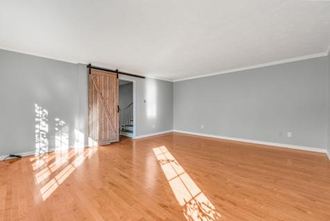 22 Briarcliff Knoll Auburn ME 04210