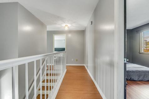 22 Briarcliff Knoll Auburn ME 04210