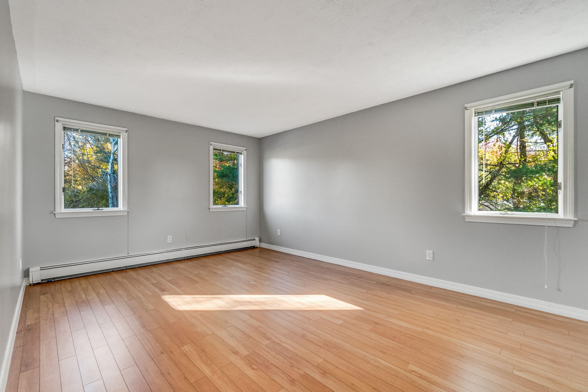 22 Briarcliff Knoll Auburn ME 04210