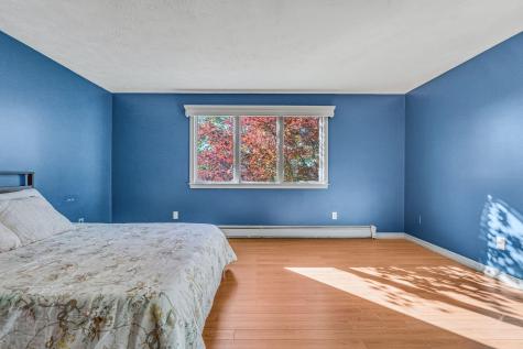 22 Briarcliff Knoll Auburn ME 04210