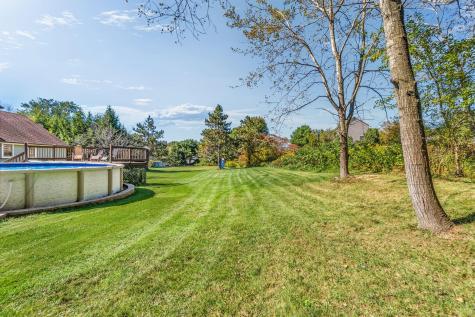 22 Briarcliff Knoll Auburn ME 04210