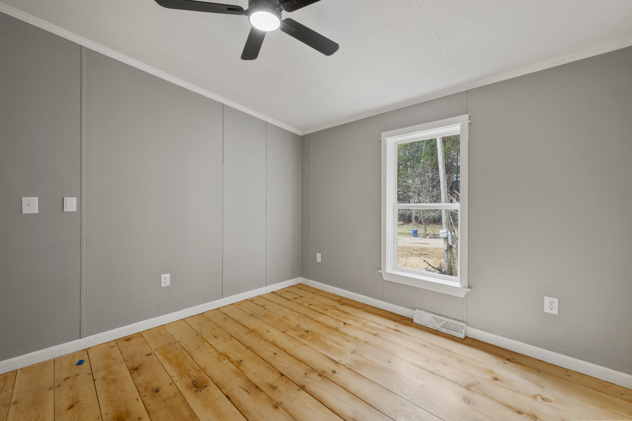 85 Canaan Road Hampden ME 04444