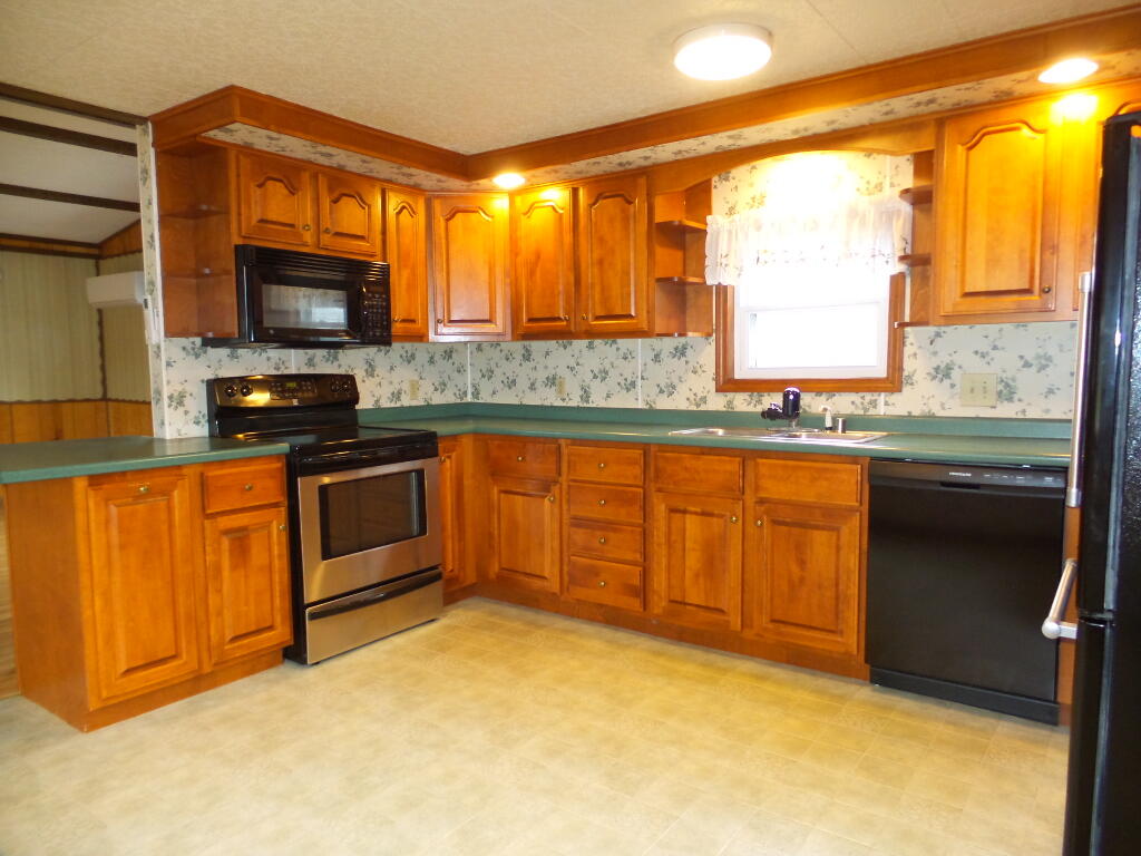 367 Main Street Vassalboro ME 04989