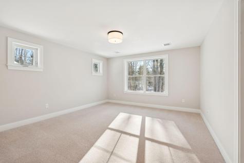 7 Washburn Farm Lane Kittery ME 03905