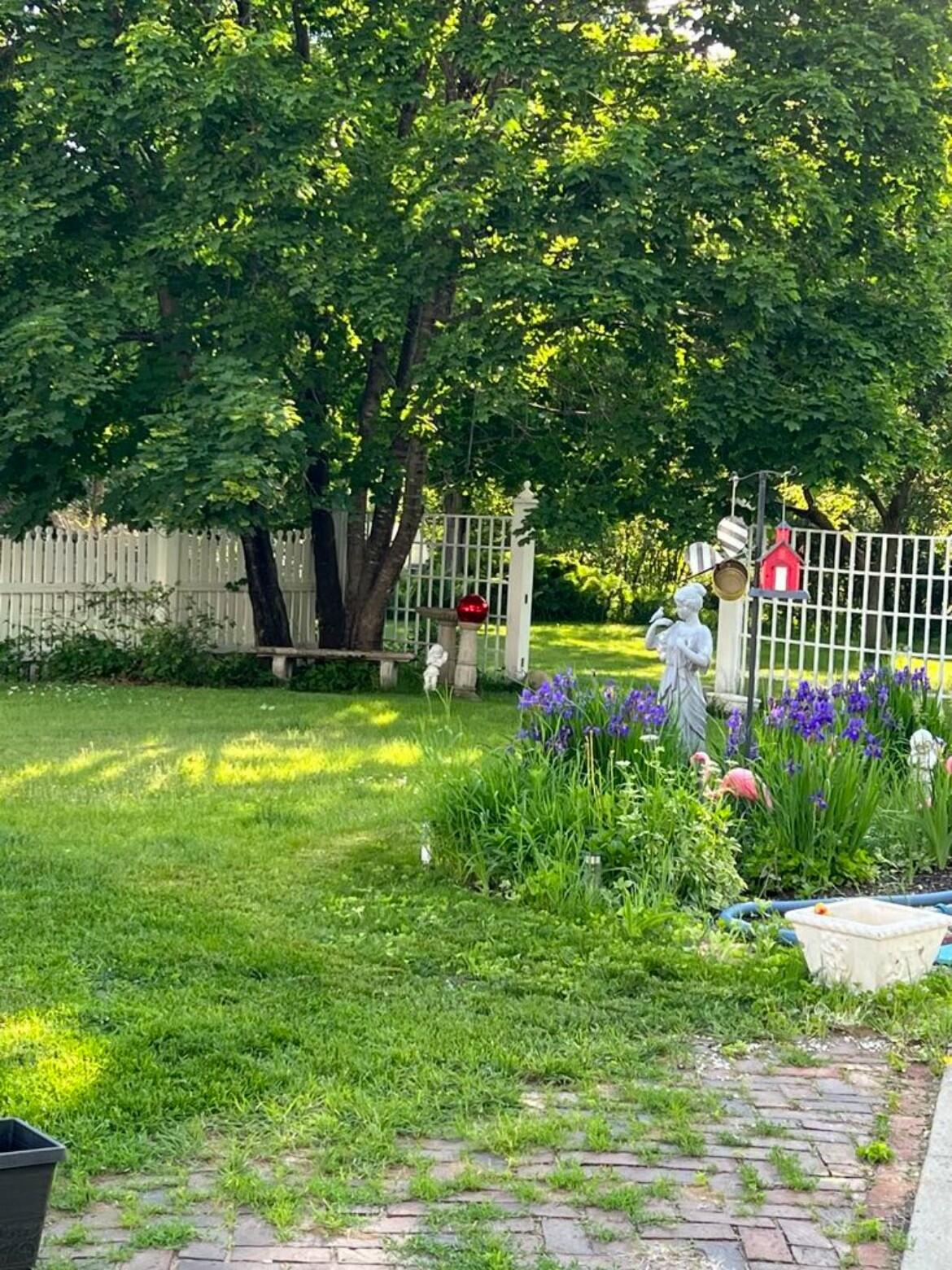 23 Park Street West Paris ME 04289