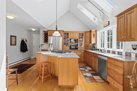 72 Woodside Road Brunswick ME 04011