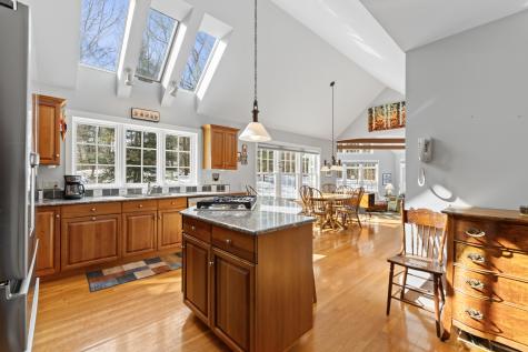 72 Woodside Road Brunswick ME 04011