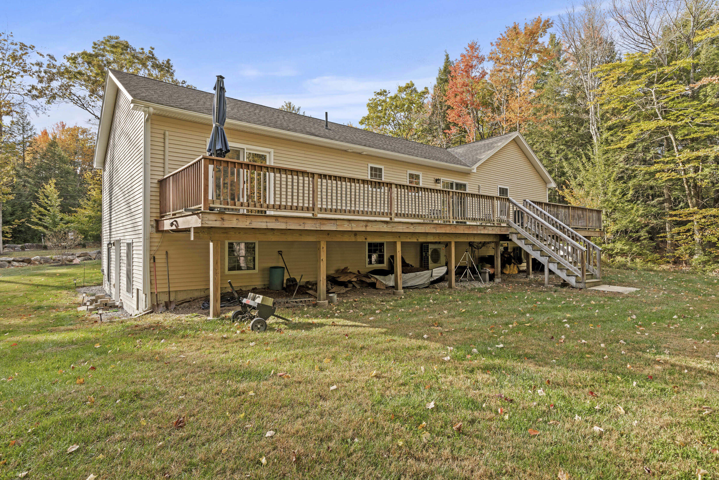 61 Highland Ridge Hollis ME 04042