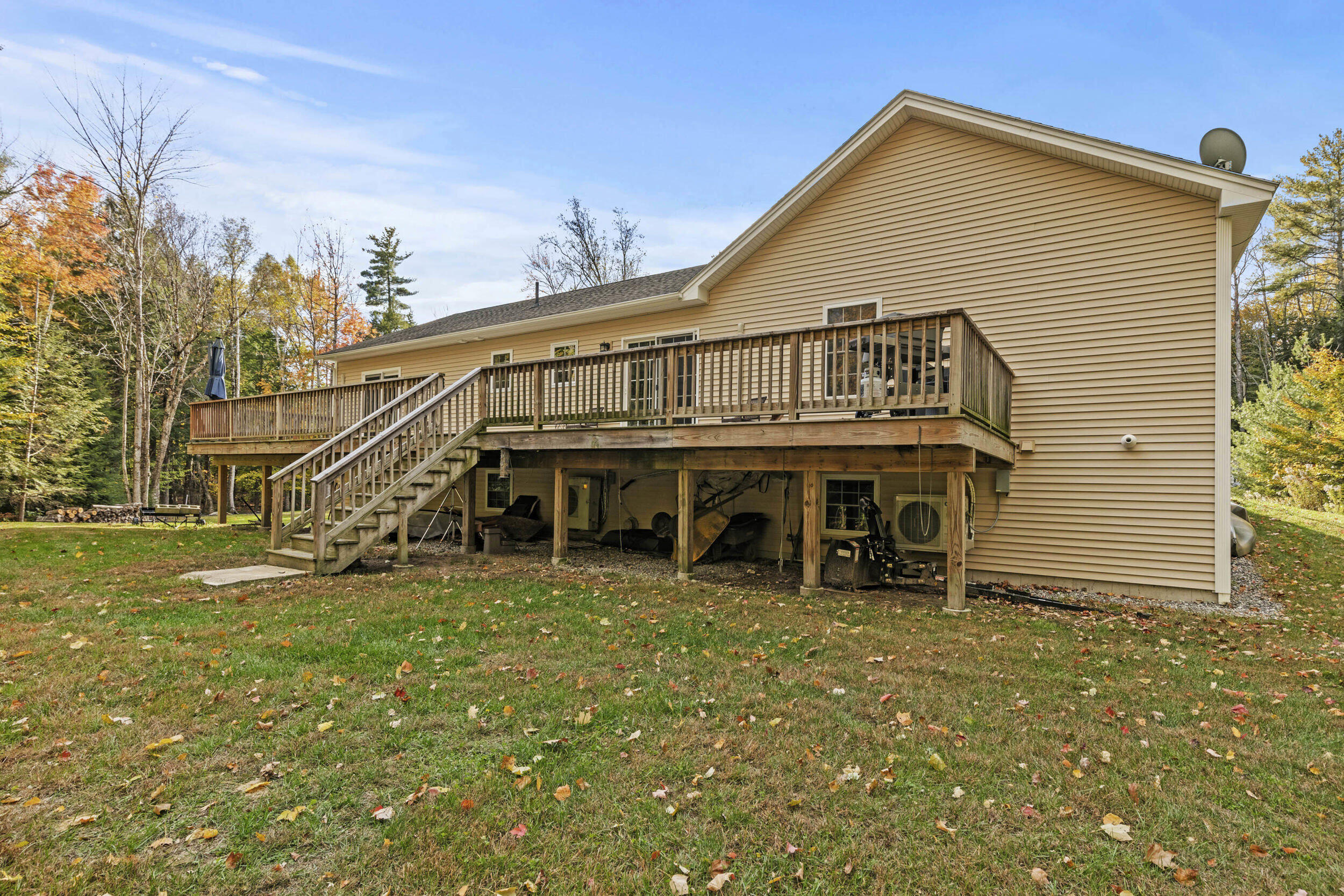 61 Highland Ridge Hollis ME 04042