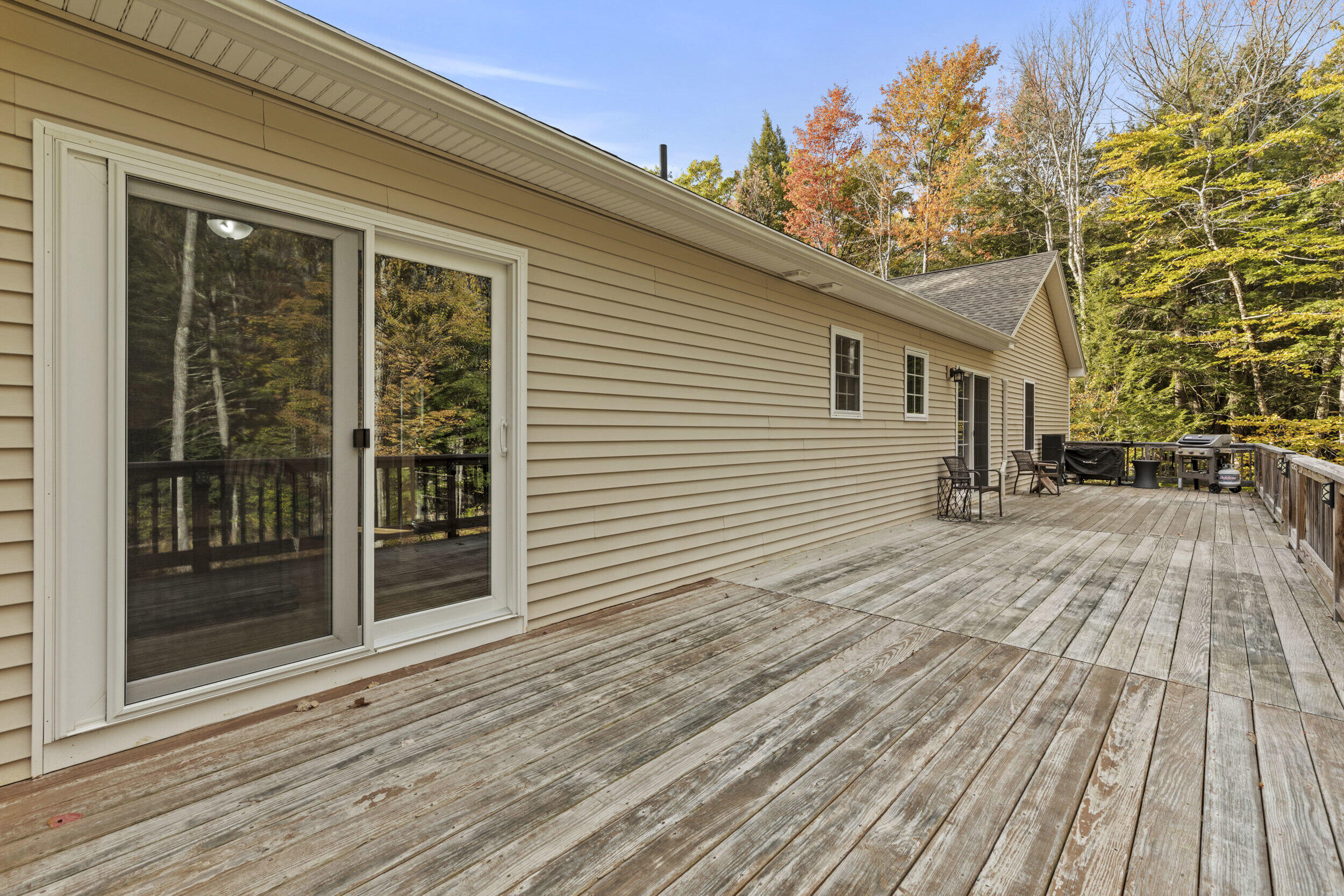 61 Highland Ridge Hollis ME 04042