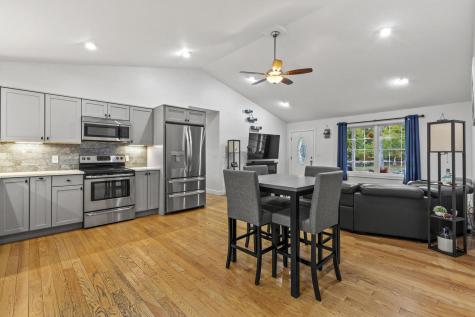 61 Highland Ridge Hollis ME 04042