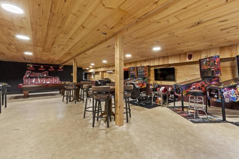 61 Highland Ridge Hollis ME 04042