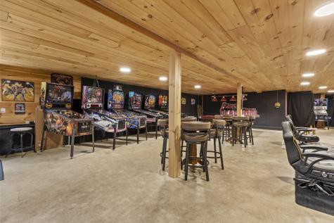 61 Highland Ridge Hollis ME 04042