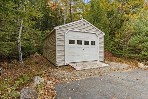 61 Highland Ridge Hollis ME 04042