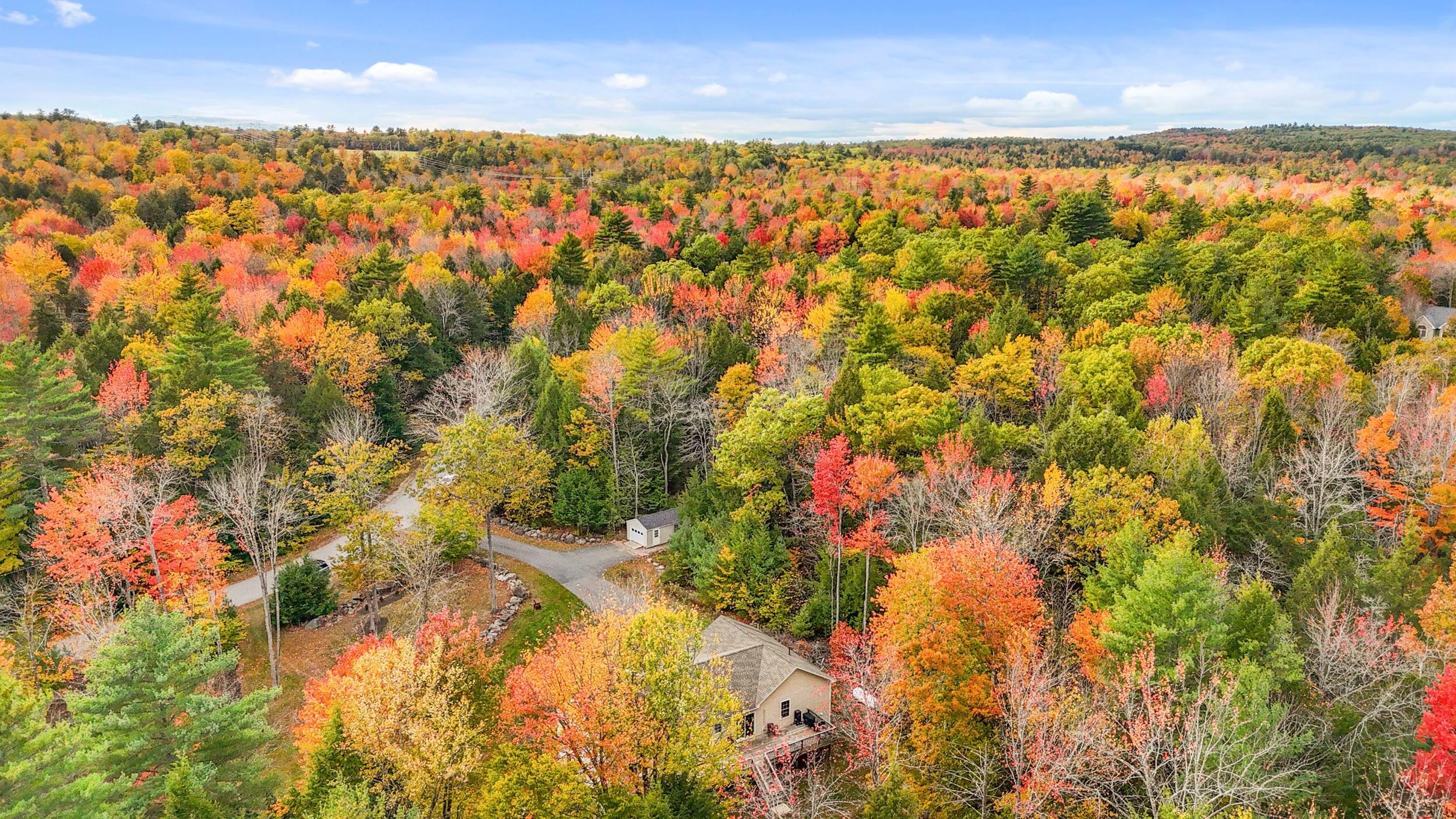 61 Highland Ridge Hollis ME 04042