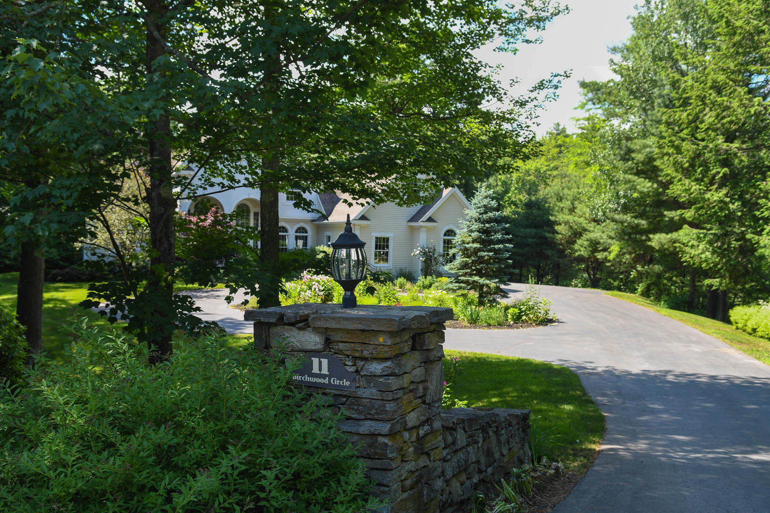 11 Birchwood Circle Falmouth ME 04105