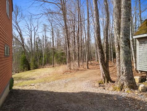 39 Simmons Lane Friendship ME 04547