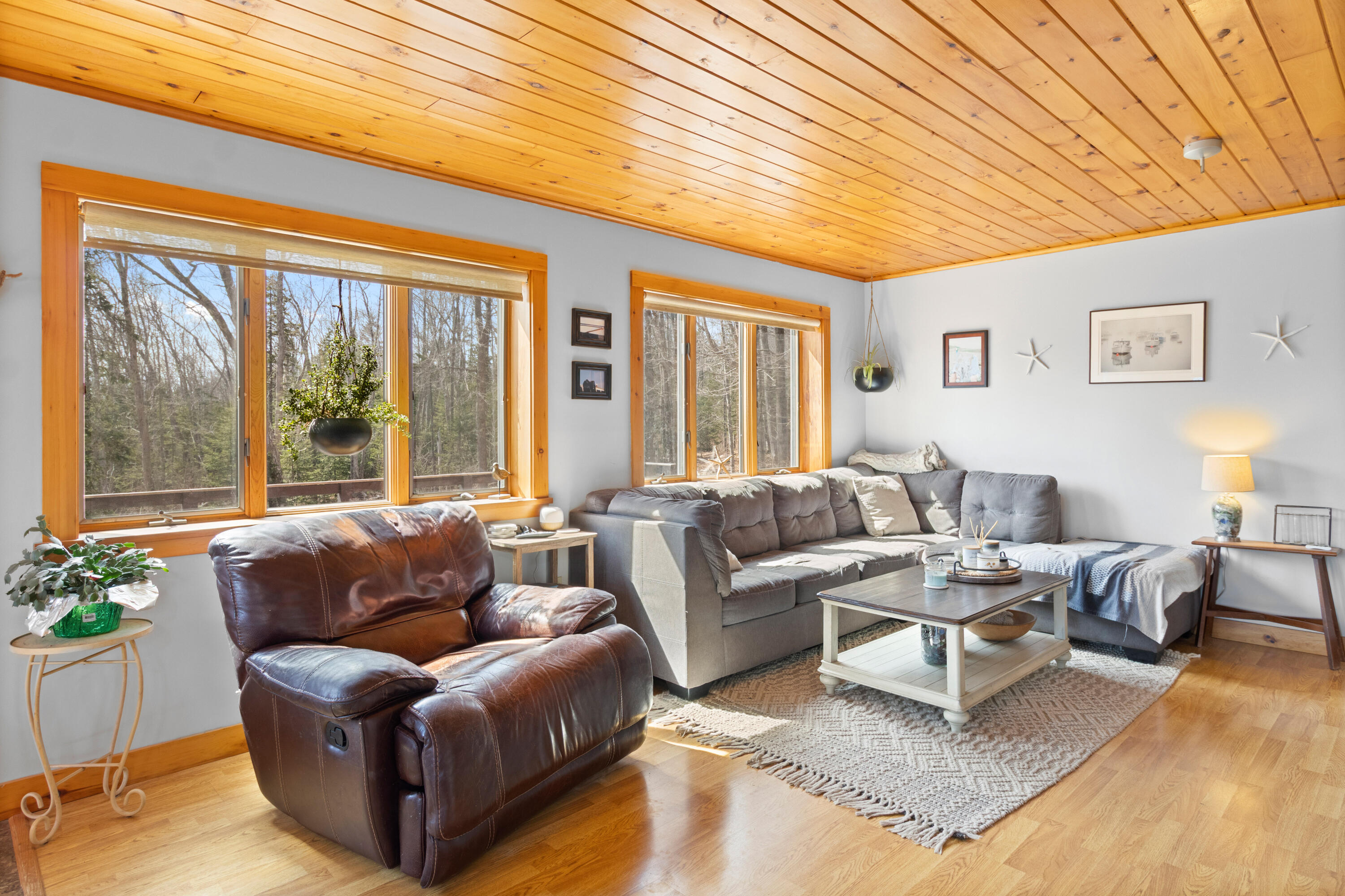 39 Simmons Lane Friendship ME 04547