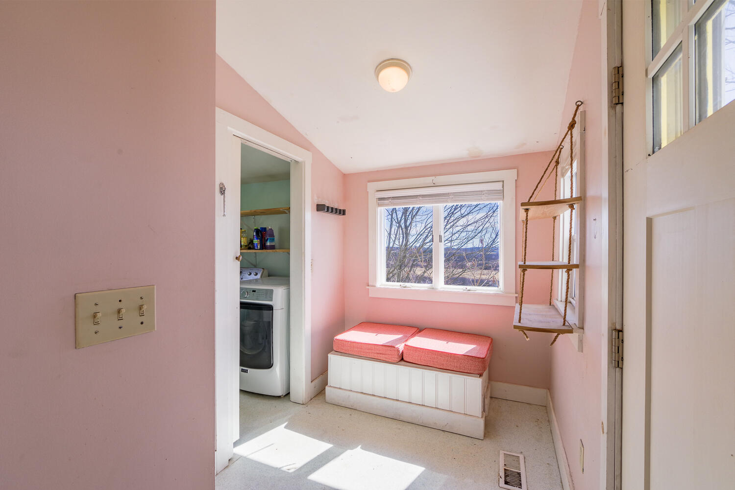 313 W Meadow Road Thomaston ME 04861