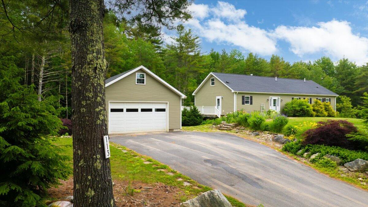 113 Pratt Road Bowdoinham ME 04008