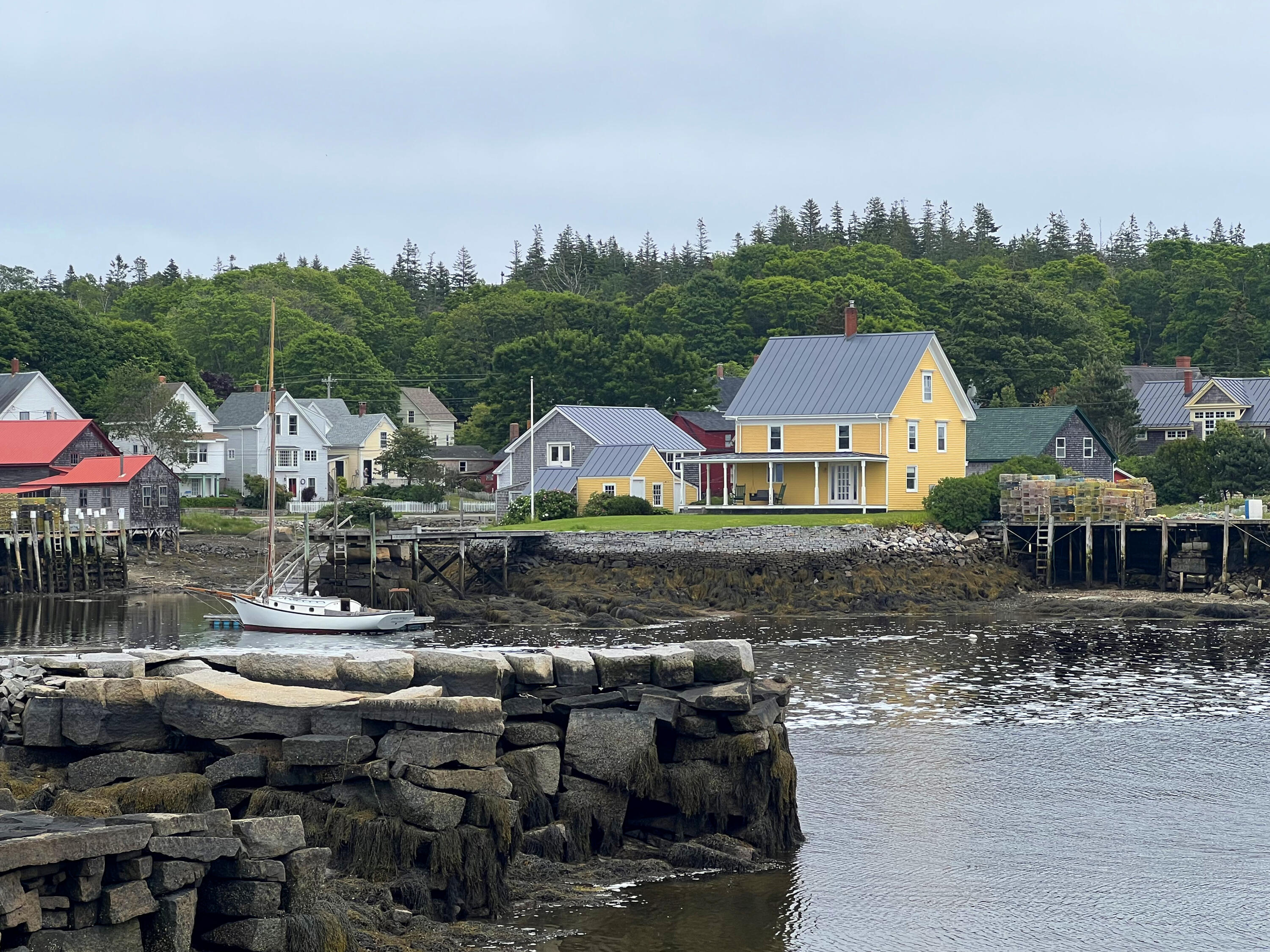 27 Clamshell Alley Vinalhaven ME 04863