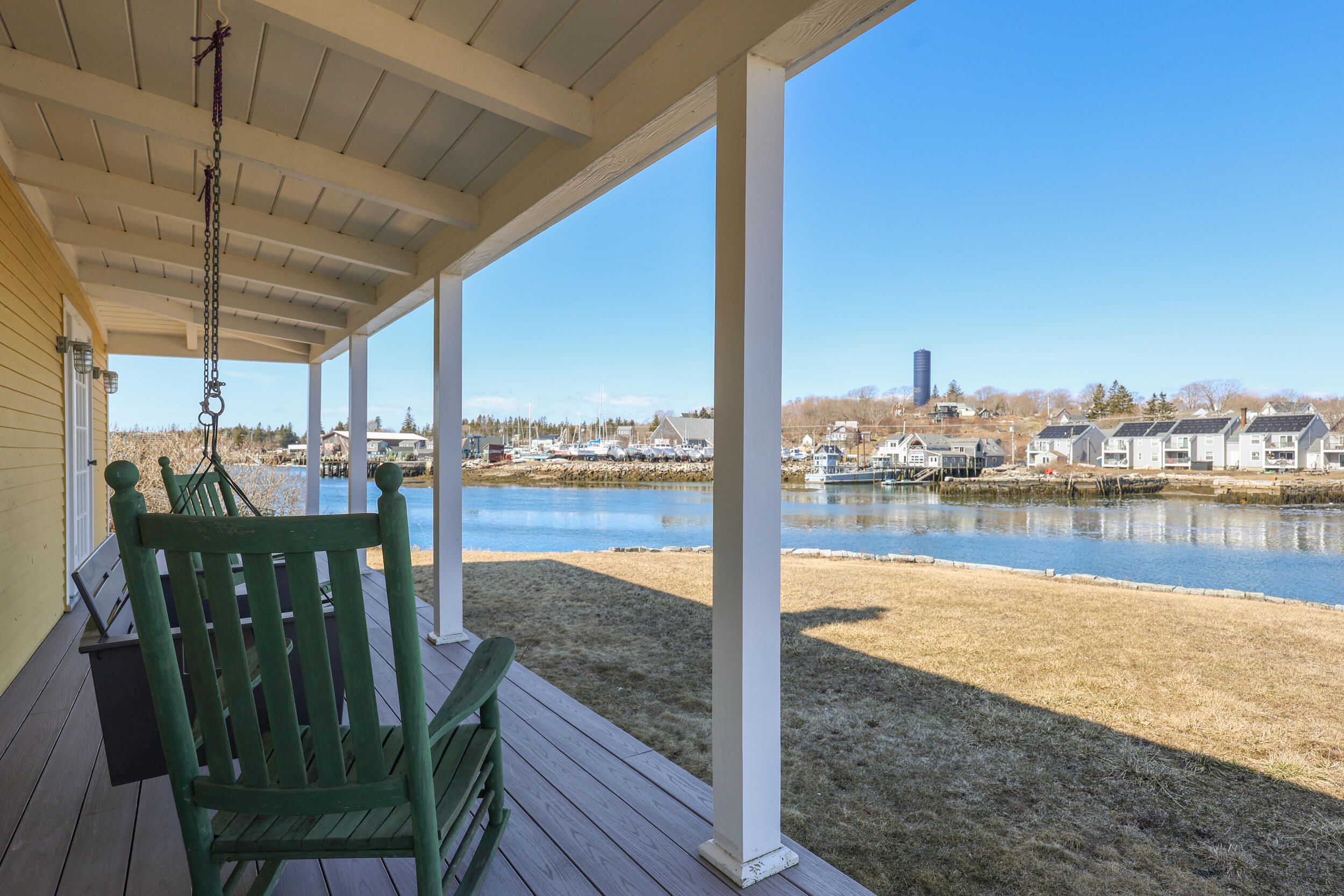 27 Clamshell Alley Vinalhaven ME 04863